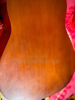 Guitar Yamaha F310