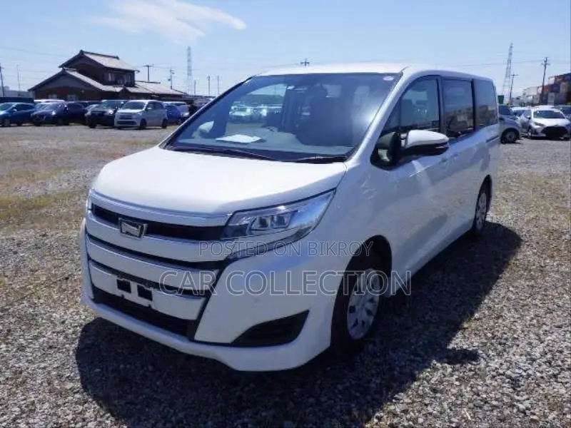 Toyota Noah 2.0 FWD (8 Seater) 2021 Pearl