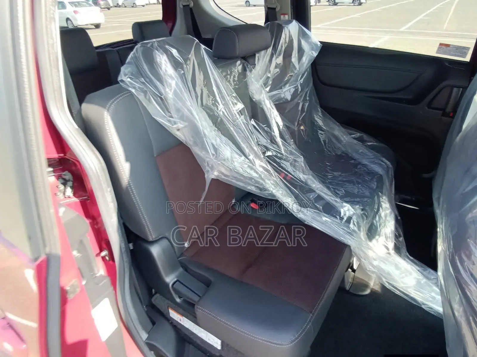 Toyota Sienta 1.5 Hybrid FWD (6-seater) 2021 Maroon