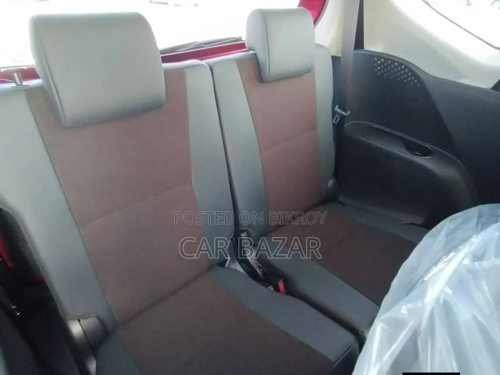 Toyota Sienta 1.5 Hybrid FWD (6-seater) 2021 Maroon