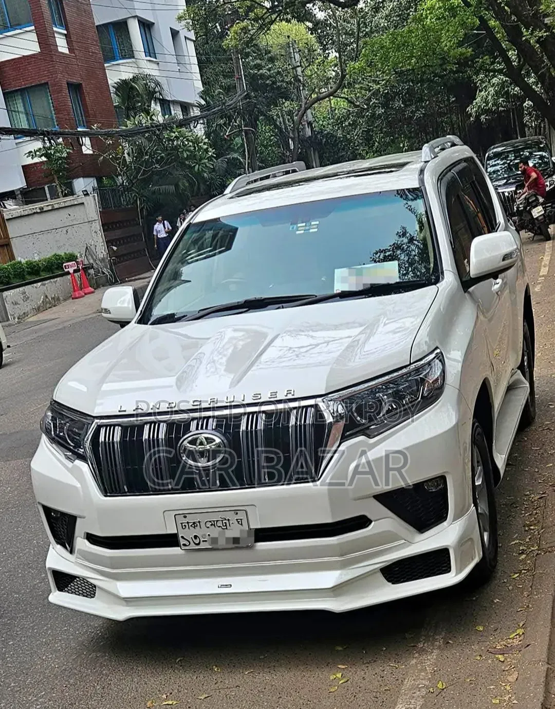 Toyota Land Cruiser Prado 2.7 i 2011 Pearl