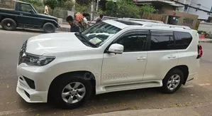 Toyota Land Cruiser Prado 2.7 i 2011 Pearl