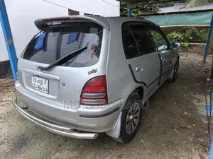 Toyota Starlet 1998 Silver