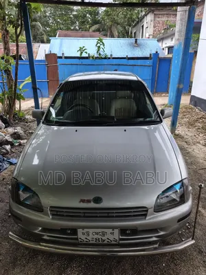 Toyota Starlet 1998 Silver