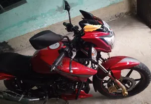 TVS Apache RTR 160 2V 2021 Red