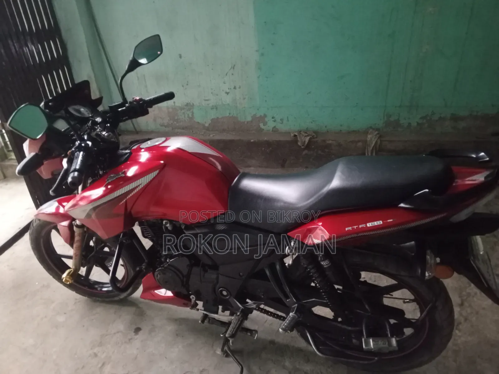 TVS Apache RTR 160 2V 2021 Red