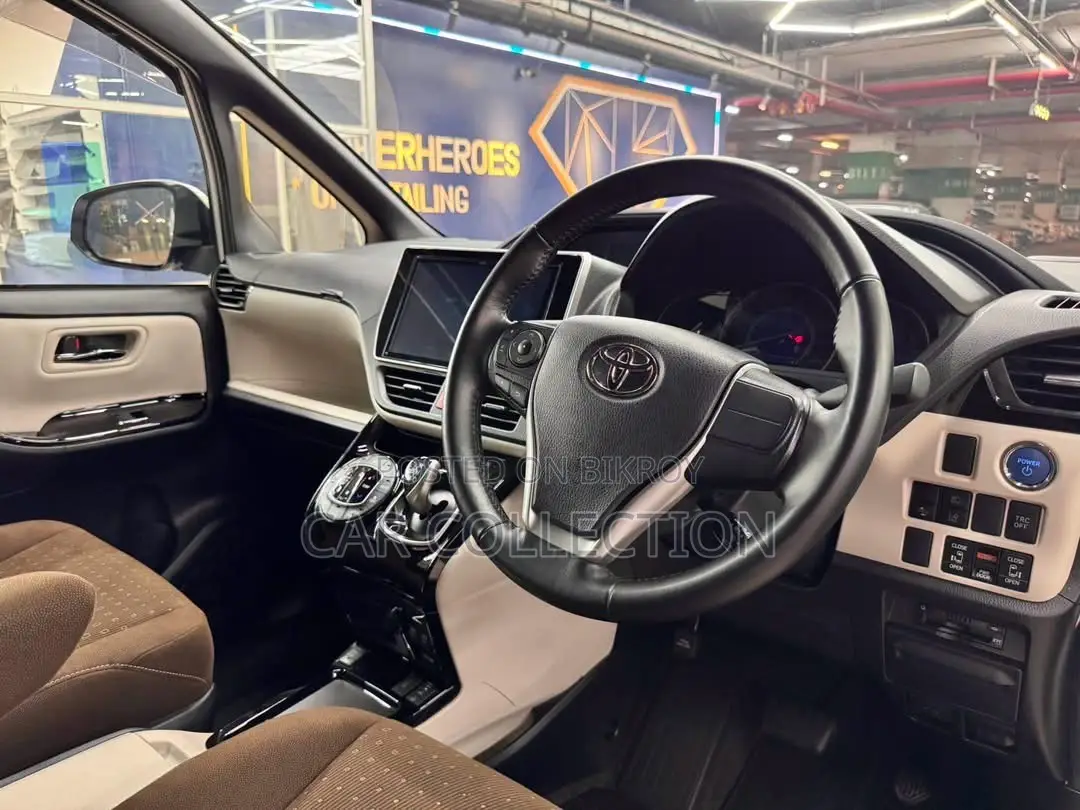 Toyota Noah 1.8 FWD Hybrid (7 Seater) 2020 Pearl
