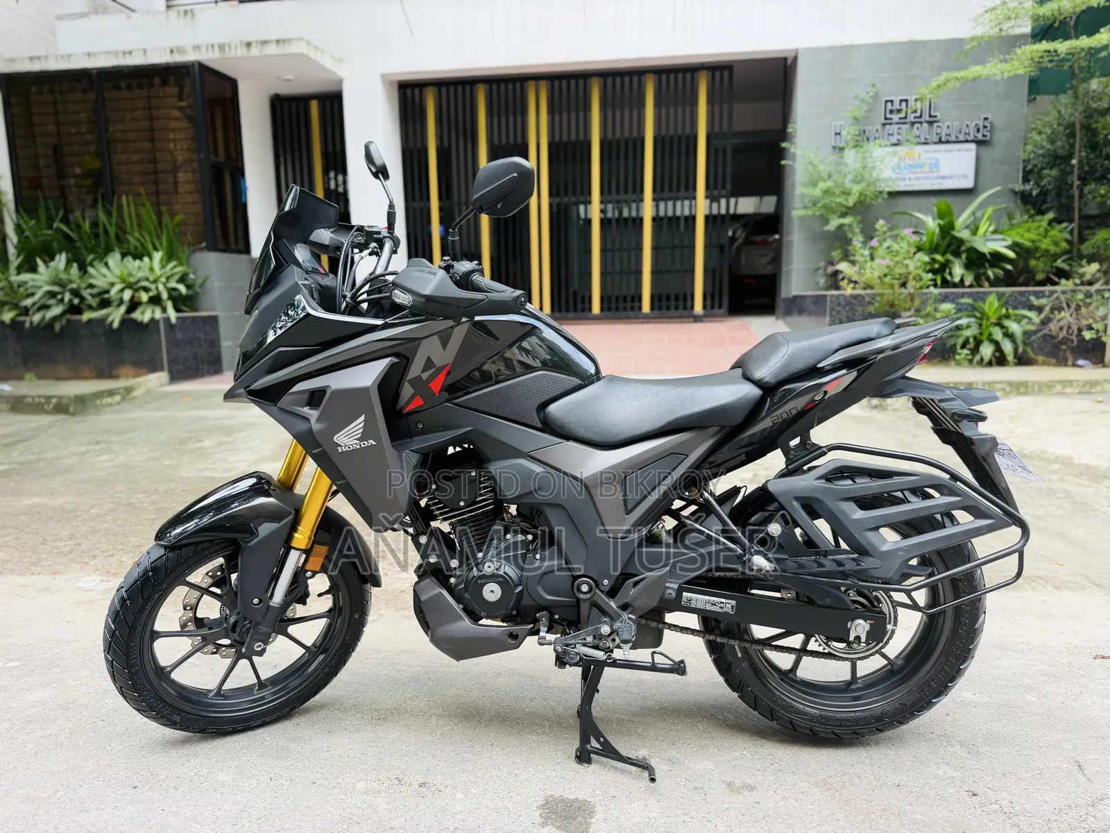 হোন্ডা সিবিএক্স ২০২৬ কালো