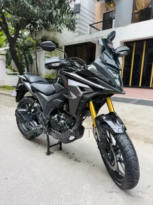 হোন্ডা সিবিএক্স ২০২৬ কালো