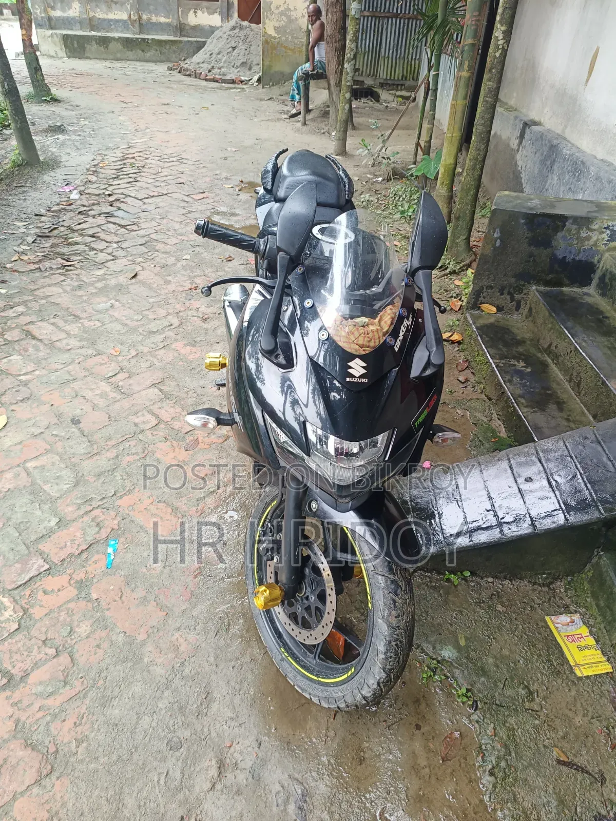 সুজুকি জিক্সার এসএফ ২০২৫ কালো