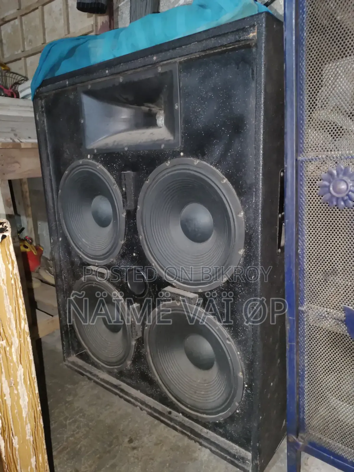 ভালো নতুন সাউন্ড বক্স নিতে চাইলে যোগাযোগ করুন।