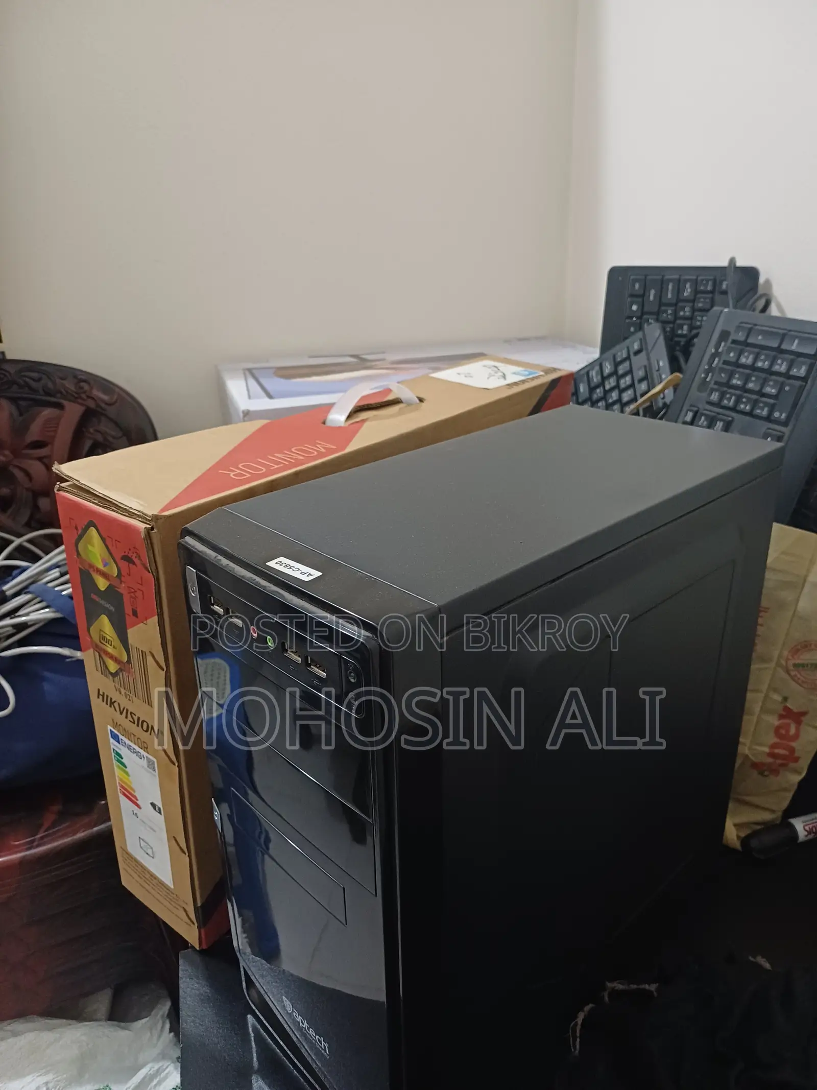 ডেস্কটপ কম্পিউটার গিগাবাইট ৩২জিবি এএমডি রাইজেন ৫ এসএসডি ২৫৬জিবি