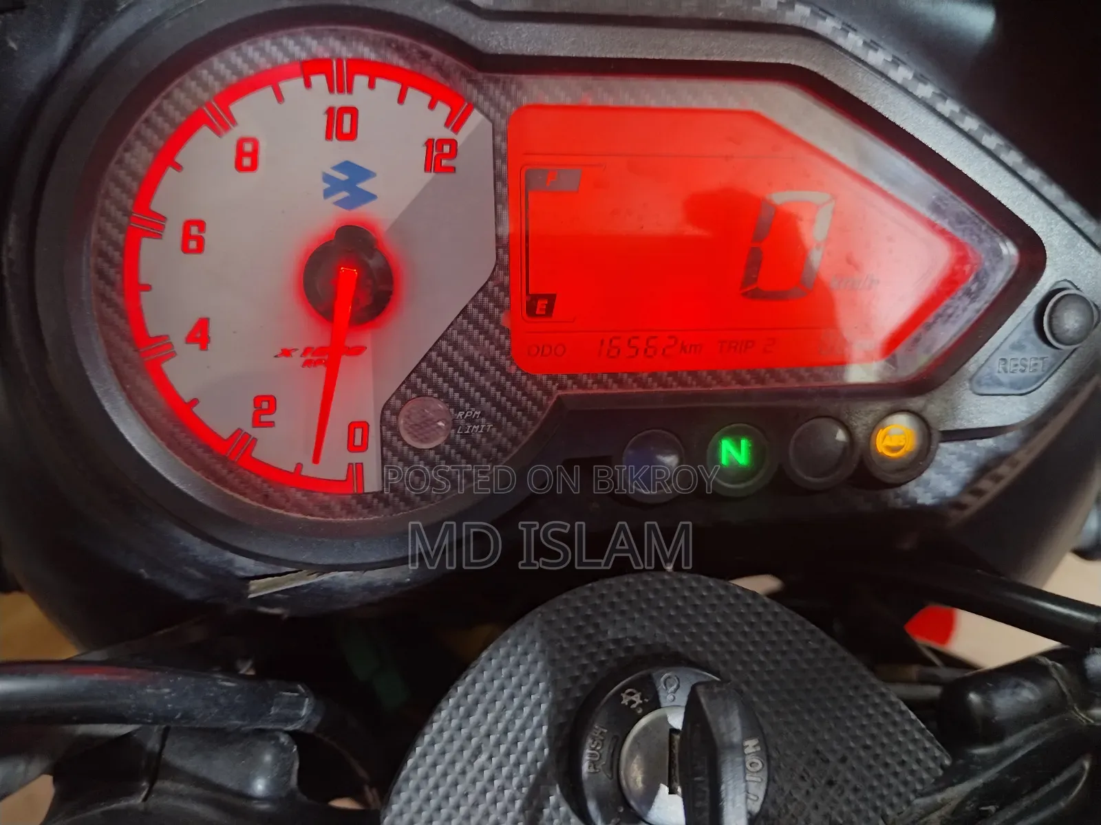 বাজাজ পালসার ১৫০ ২০২৫ ব্ল্যাক