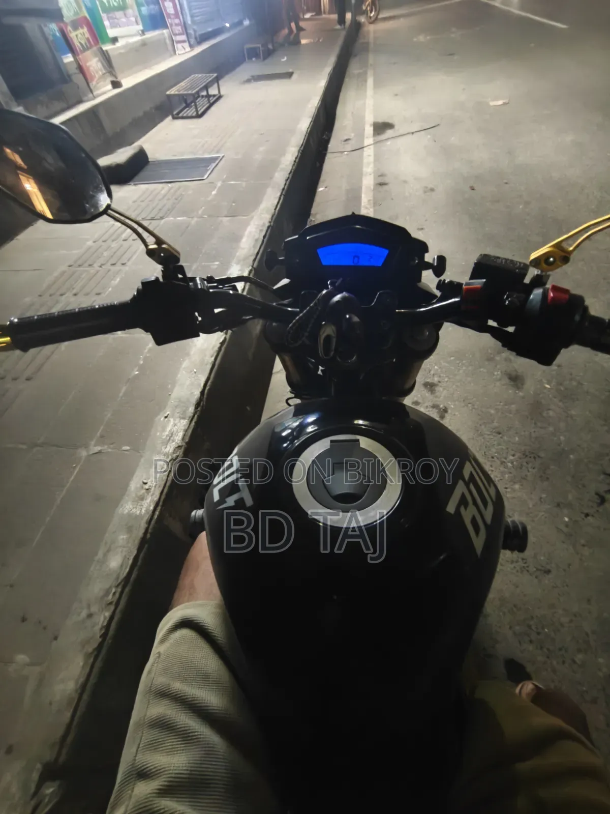 রানার বোল্ট ১৬৫আর ২০২৩ ব্ল্যাক