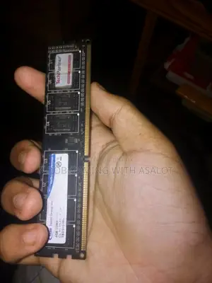 DDR3 4+4 GB RAM 1600MHz