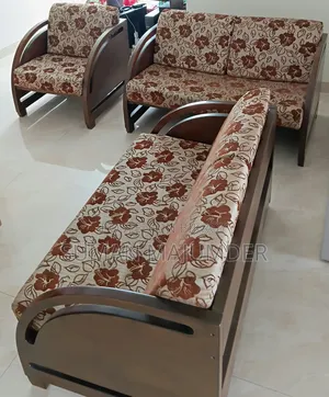 হাতিল সোফা