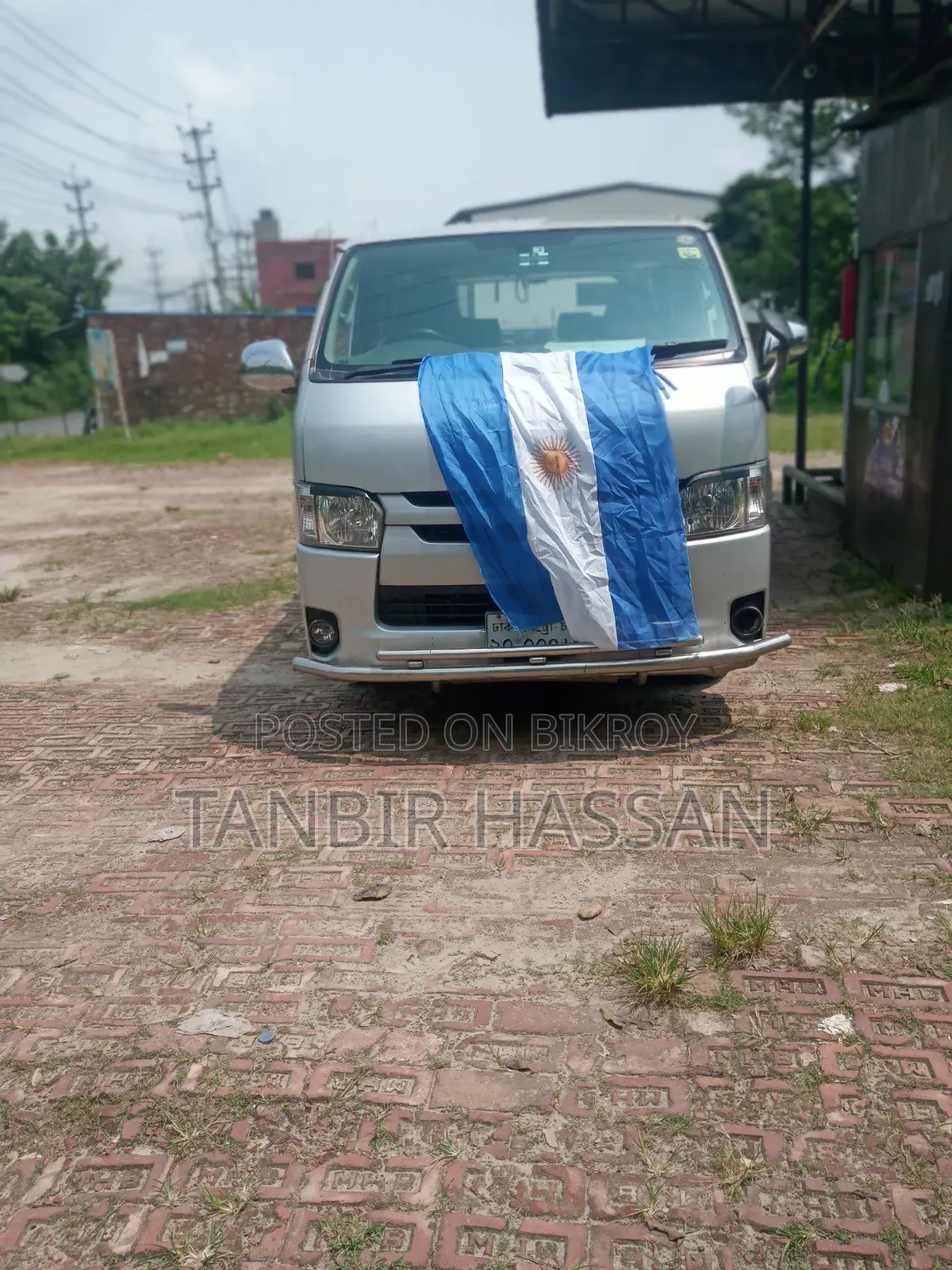 Toyota HiAce 2015 Silver