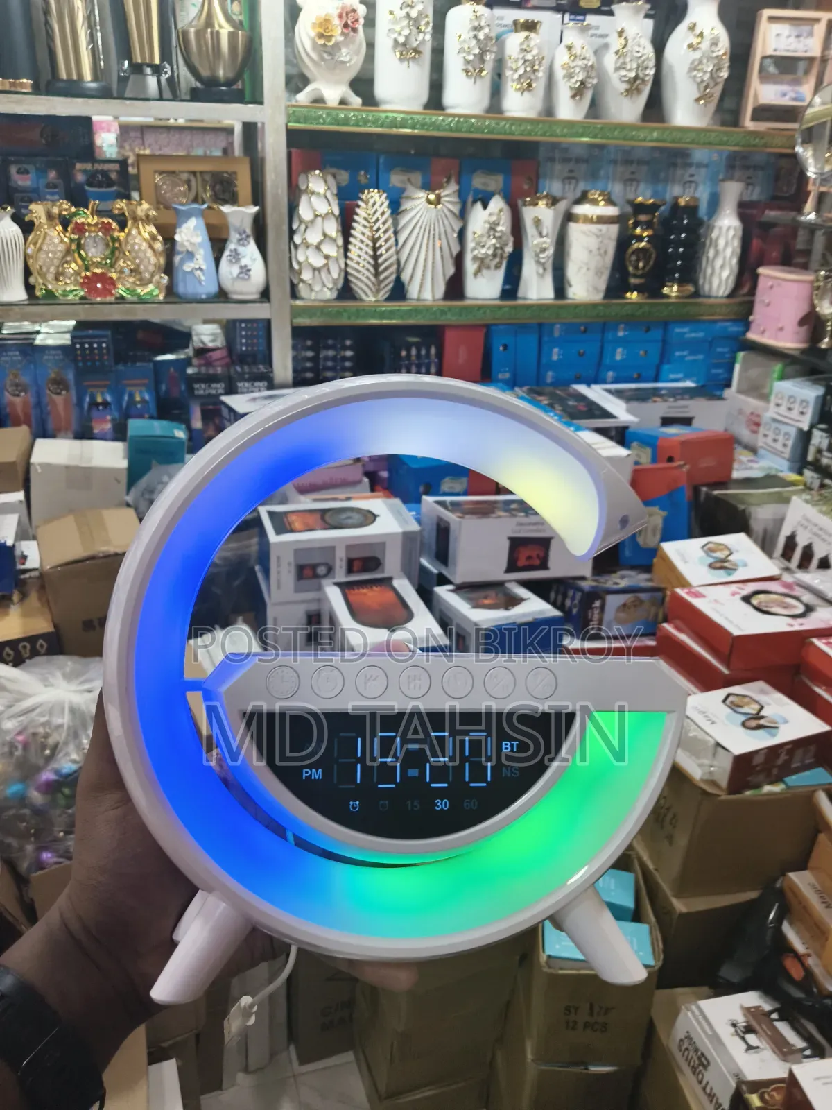 RGB-G-Clock With Speaker