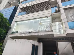 উত্তরায় ১৯২৫ বর্গফুটের খোলা অফিস ফ্লোর ভাড়া