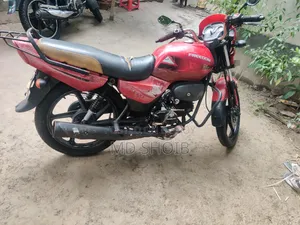 মোটরসাইকেল ২০১৬ কালো