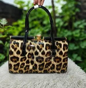 Premium Ladies Handbag | High Quality PU Leather | Stylish & Durable