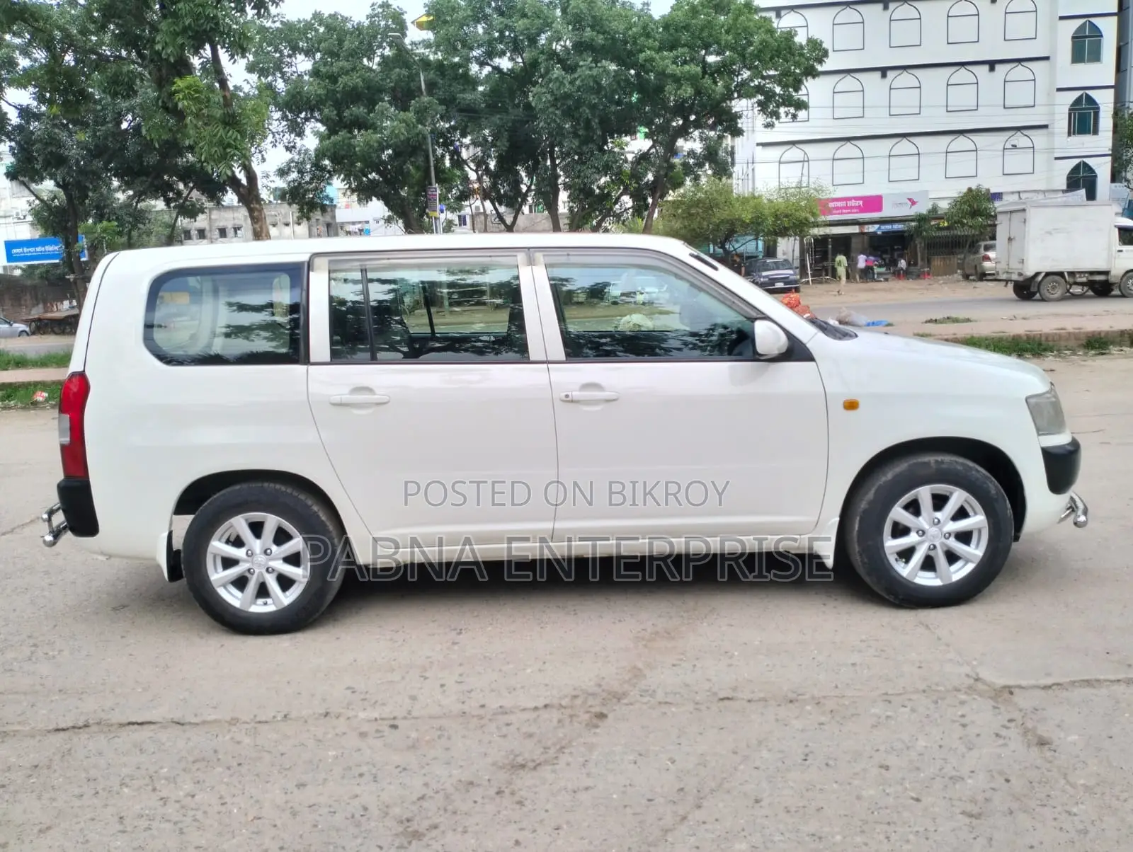 Toyota Probox 2011 White