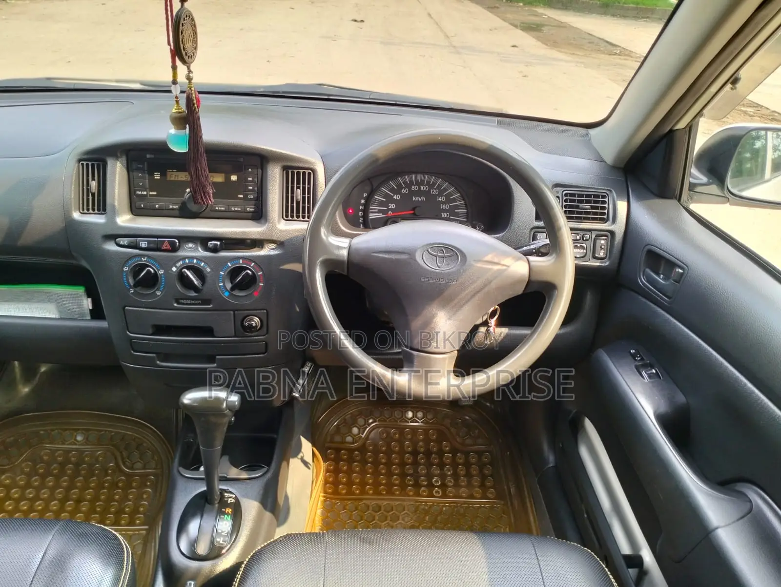 Toyota Probox 2011 White