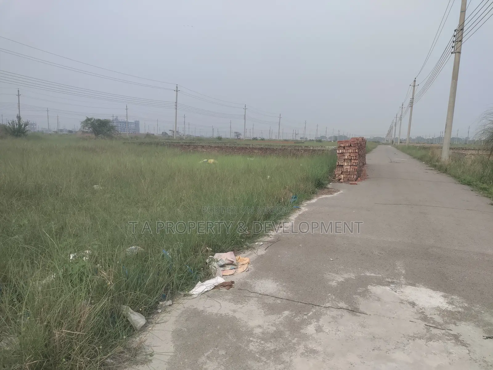 আই-এক্সটেনশন জমি বিক্রি, ৪০ ফুট রাস্তার ওপর ৫+৫=১০ কাঠা