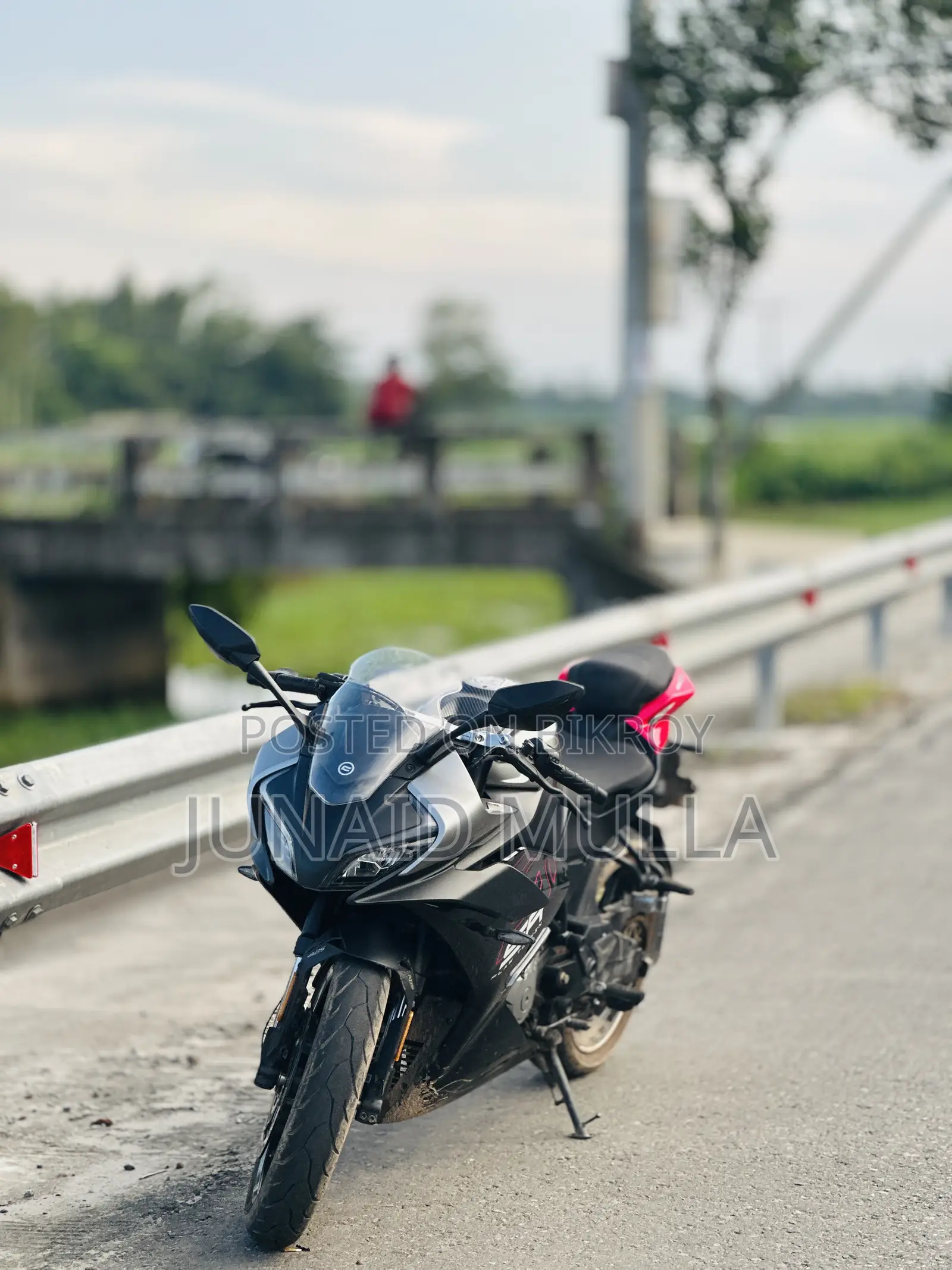 নতুন সিএফমটো ৩০০এসআর ২০২৫ সিলভার