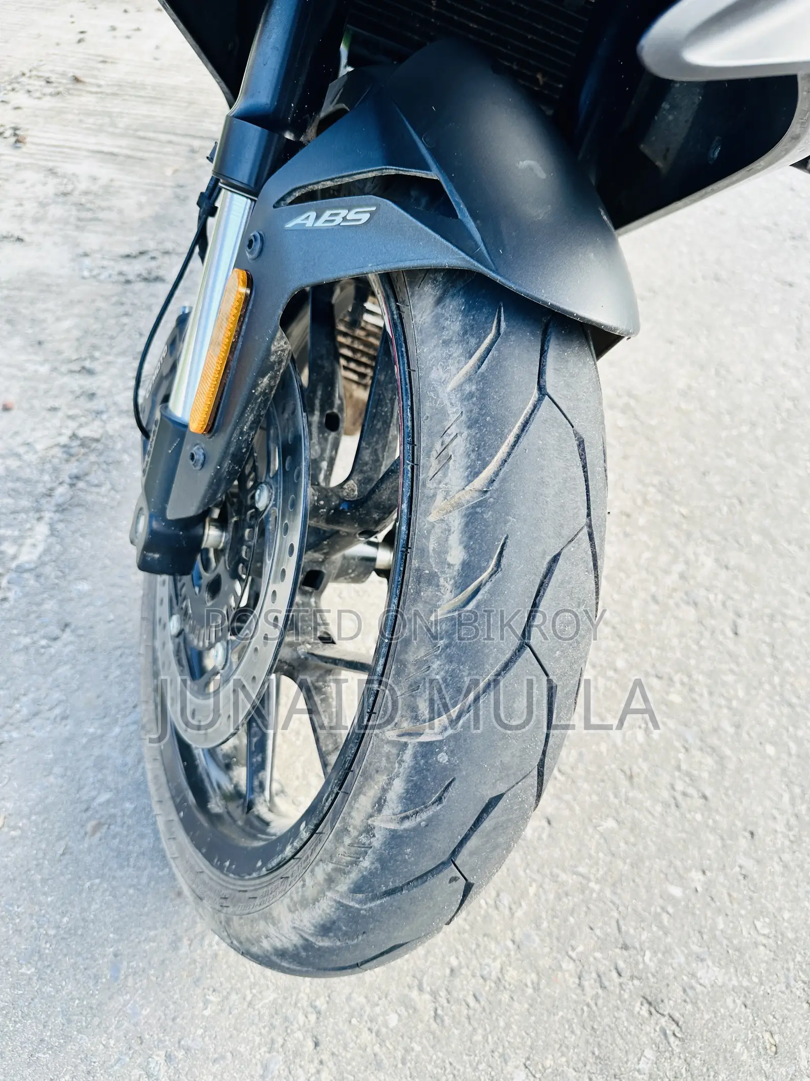 নতুন সিএফমটো ৩০০এসআর ২০২৫ সিলভার