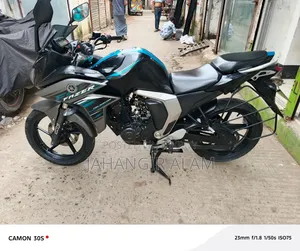 নিউ ইয়ামাহা ফেজার এফআই ভি২ ১৯৭২ ব্ল্যাক
