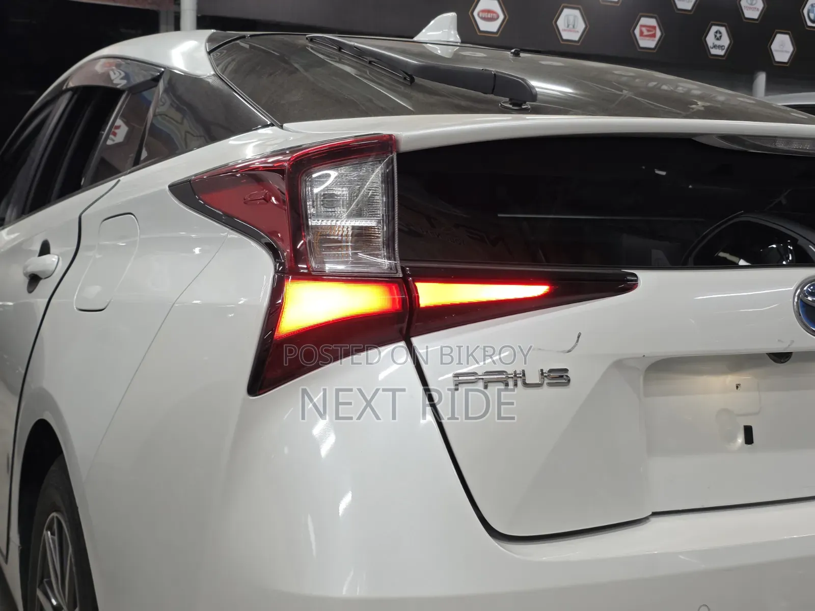Toyota Prius 2020 Pearl