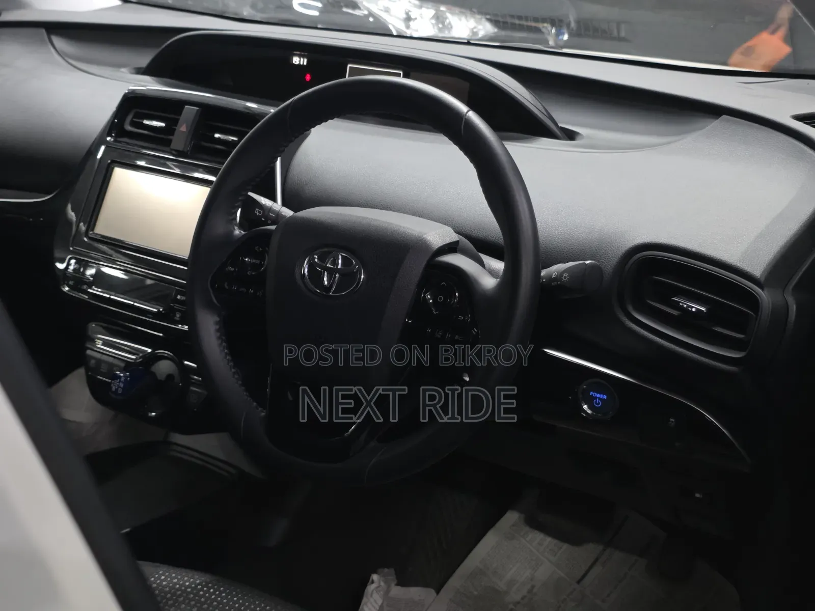 Toyota Prius 2020 Pearl