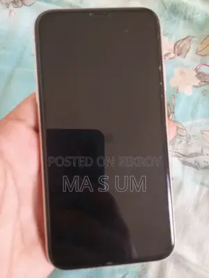 অ্যাপল আইফোন ১১ ৬৪ জিবি হোয়াইট