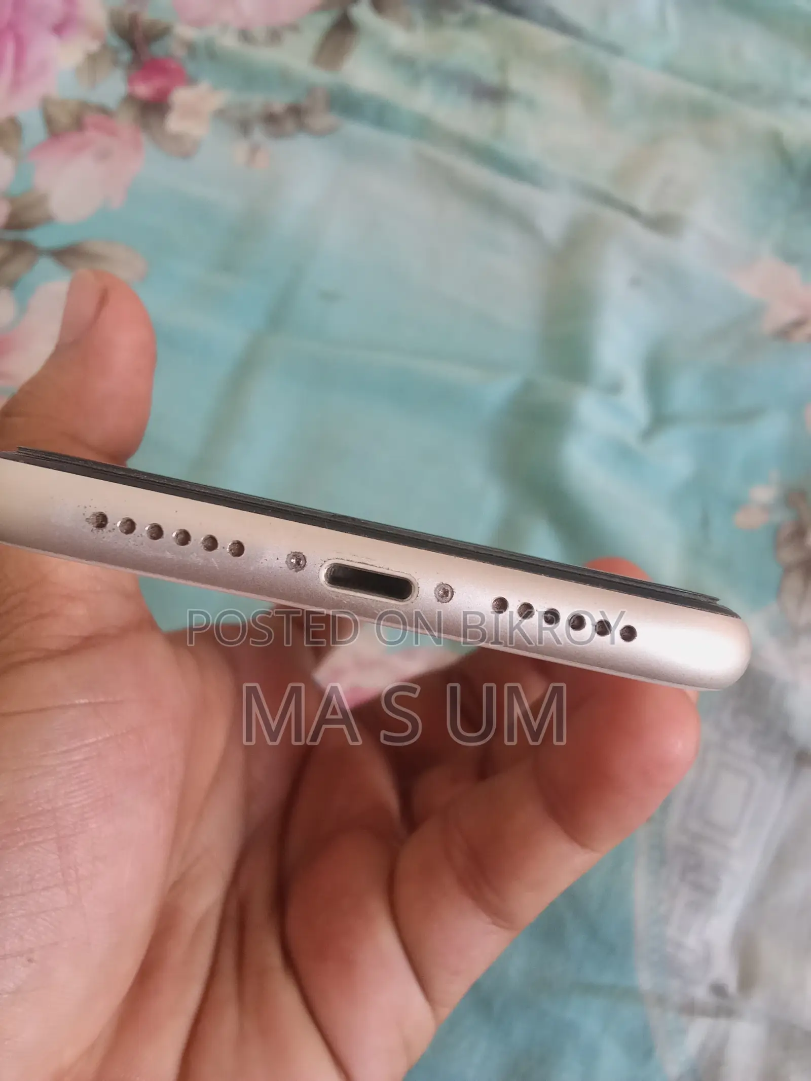 অ্যাপল আইফোন ১১ ৬৪ জিবি হোয়াইট