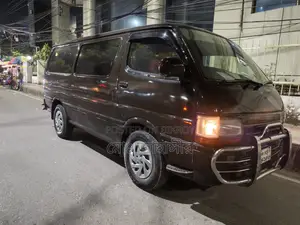 টয়োটা নোয়া ২০০৪ টিল