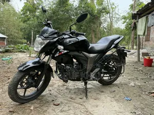 সুজুকি ব্যান্ডিট ১৫০ ২০২২ কালো