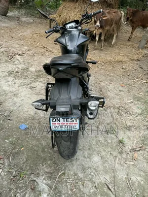 সুজুকি ব্যান্ডিট ১৫০ ২০২২ কালো
