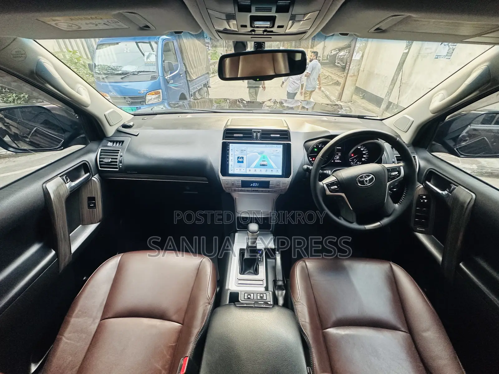 Toyota Land Cruiser Prado 2017 Brown