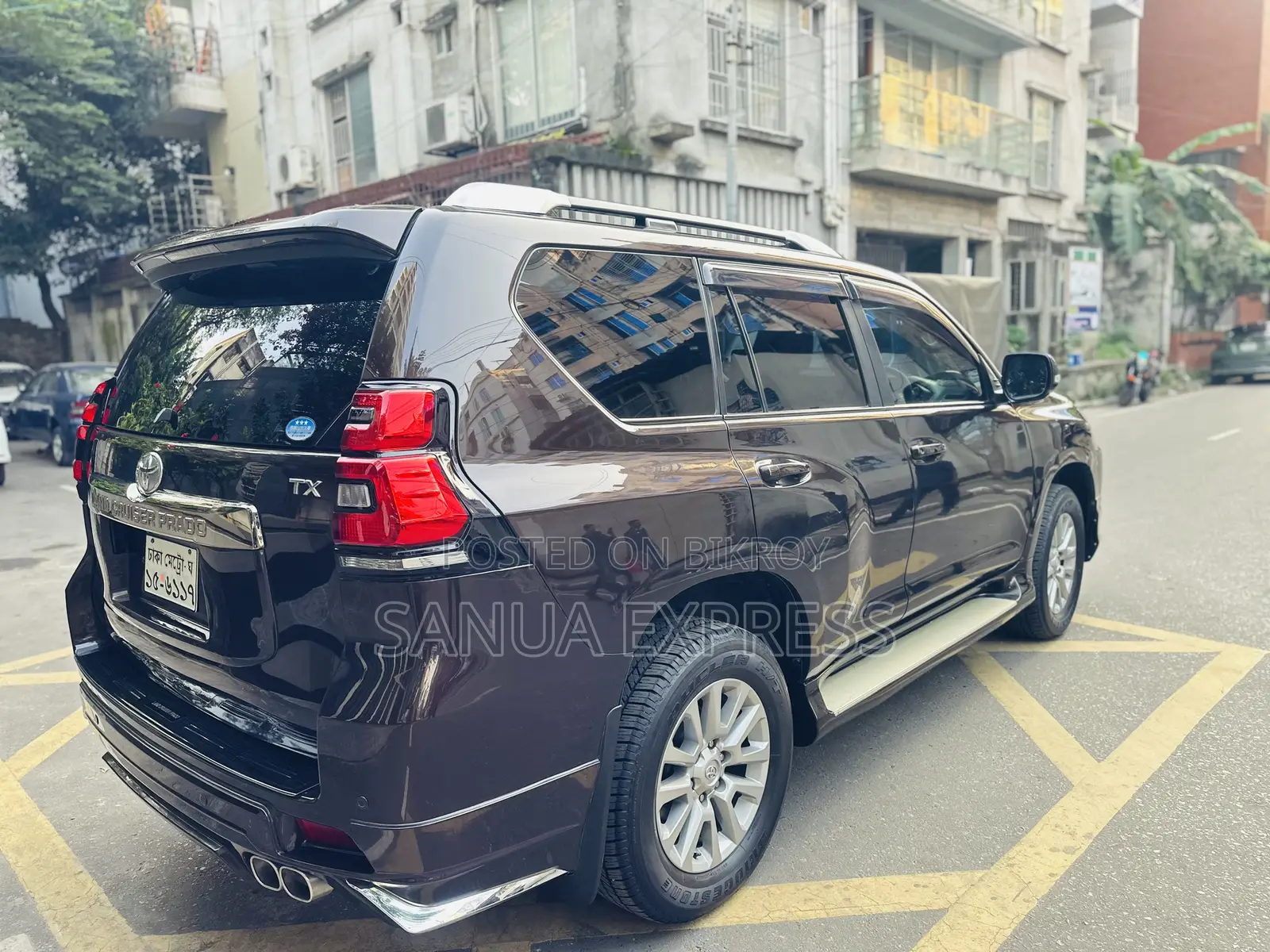 Toyota Land Cruiser Prado 2017 Brown