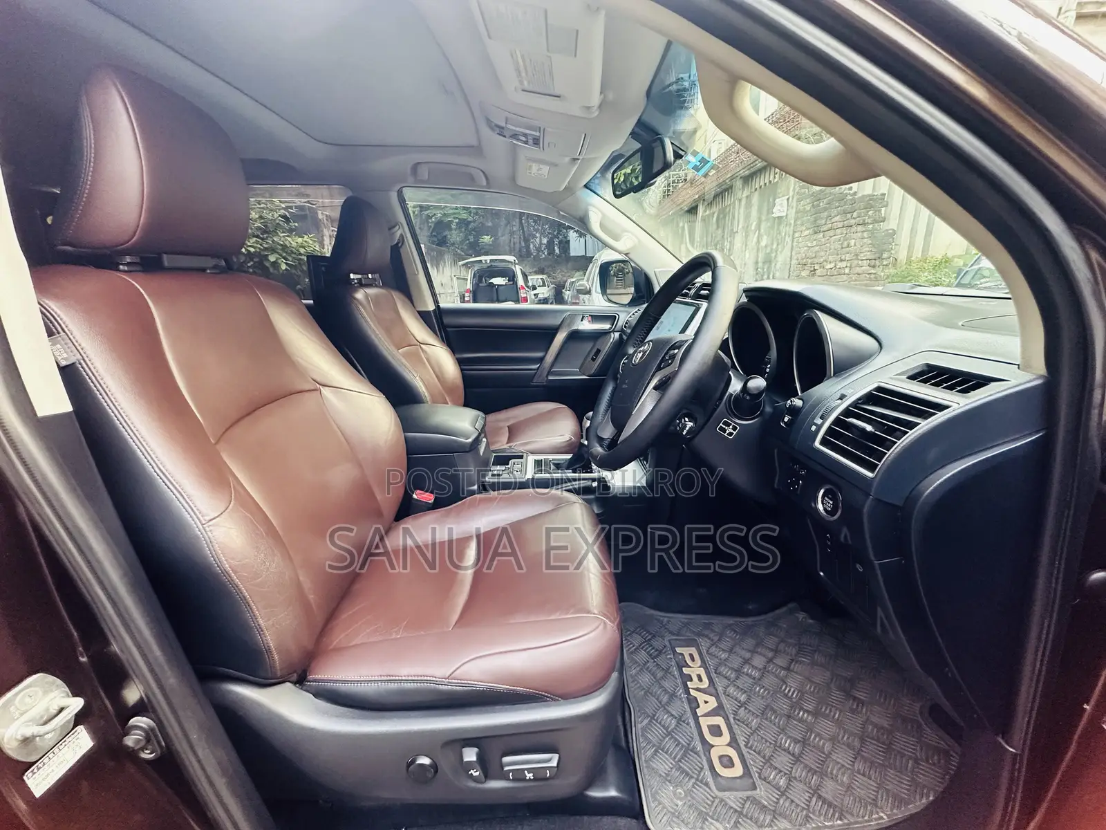 Toyota Land Cruiser Prado 2017 Brown