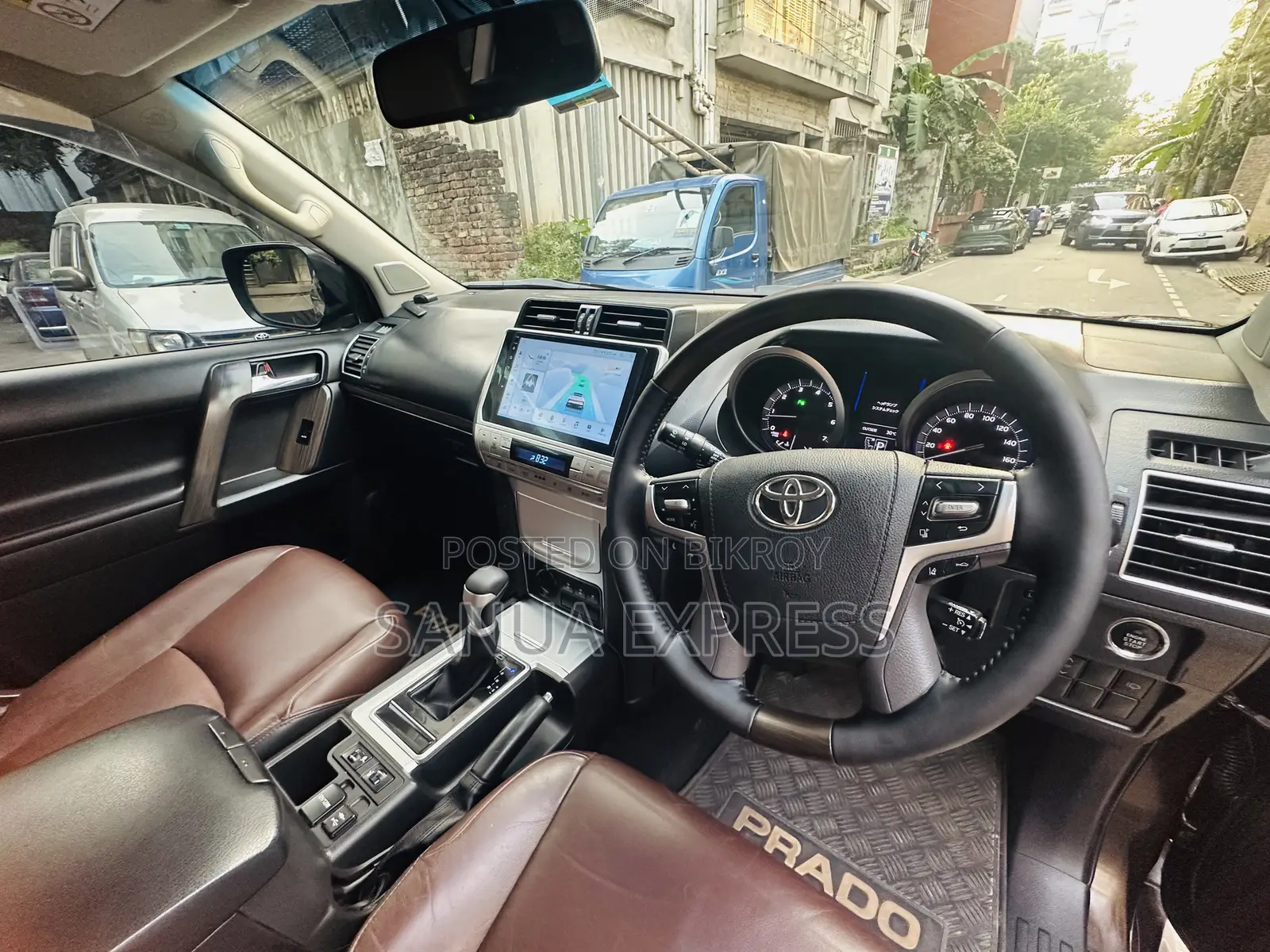 Toyota Land Cruiser Prado 2017 Brown