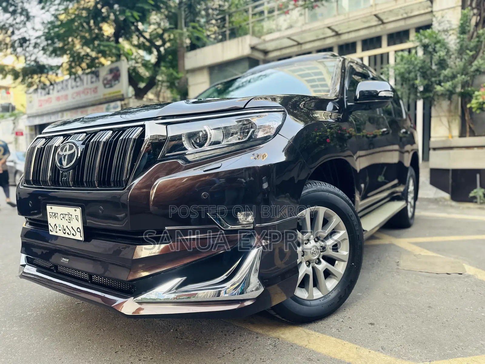 Toyota Land Cruiser Prado 2017 Brown
