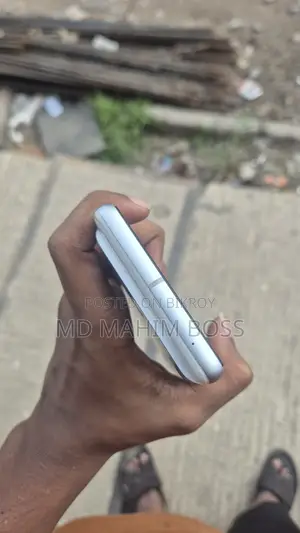 গুগল পিক্সেল ৭ ২৫৬ জিবি সাদা