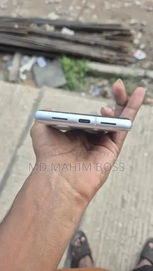 গুগল পিক্সেল ৭ ২৫৬ জিবি সাদা