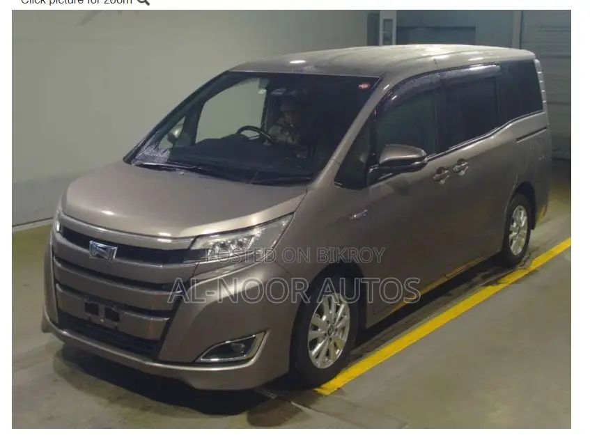 Toyota Noah 2021 Brown