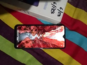 মোবাইল ফোন ১২৮ জিবি রেড