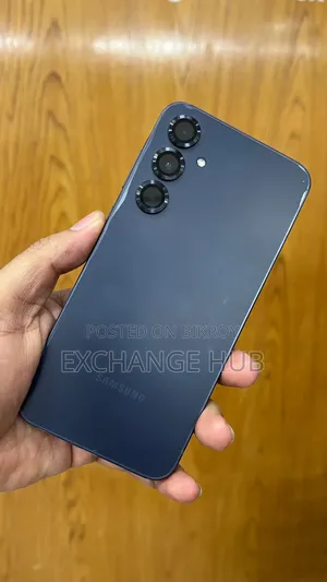 স্যামসাং গ্যালাক্সি এ৩৫ ১২৮ জিবি ব্ল্যাক