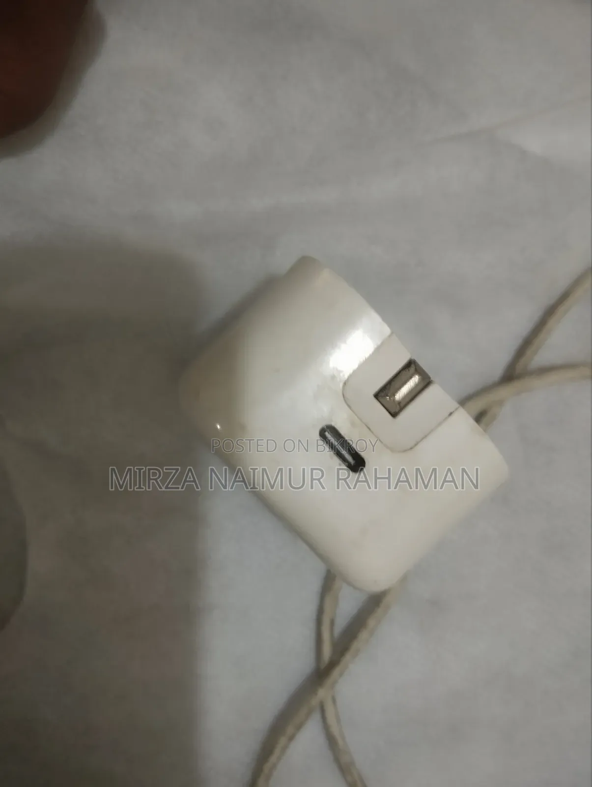 আইফোন অরিজিনাল চার্জার
