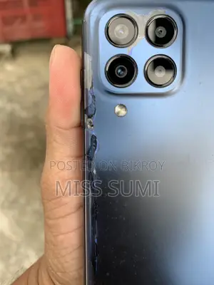 Samsung Galaxy M33 128 GB Blue